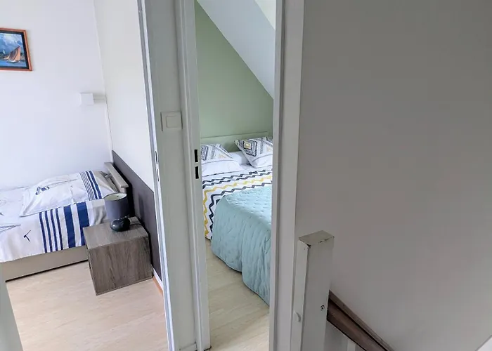 Maison A 300m De La *